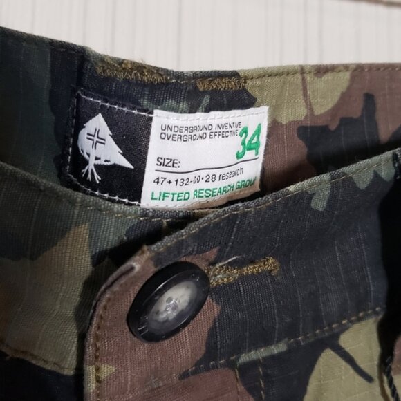 Lifted Research Group Men's Camouflage Rip-Stop Shorts, Sz 34 - Picture 5 of 9